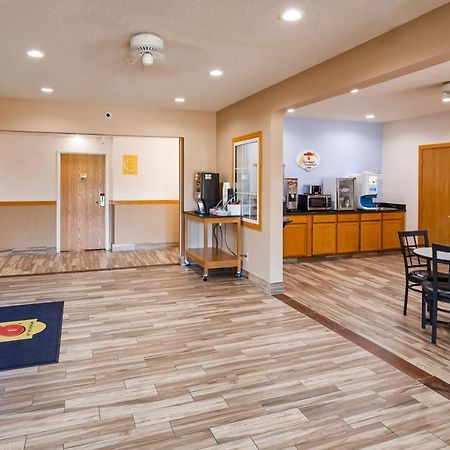 Super 8 by Wyndham Neillsville WI Eksteriør bilde