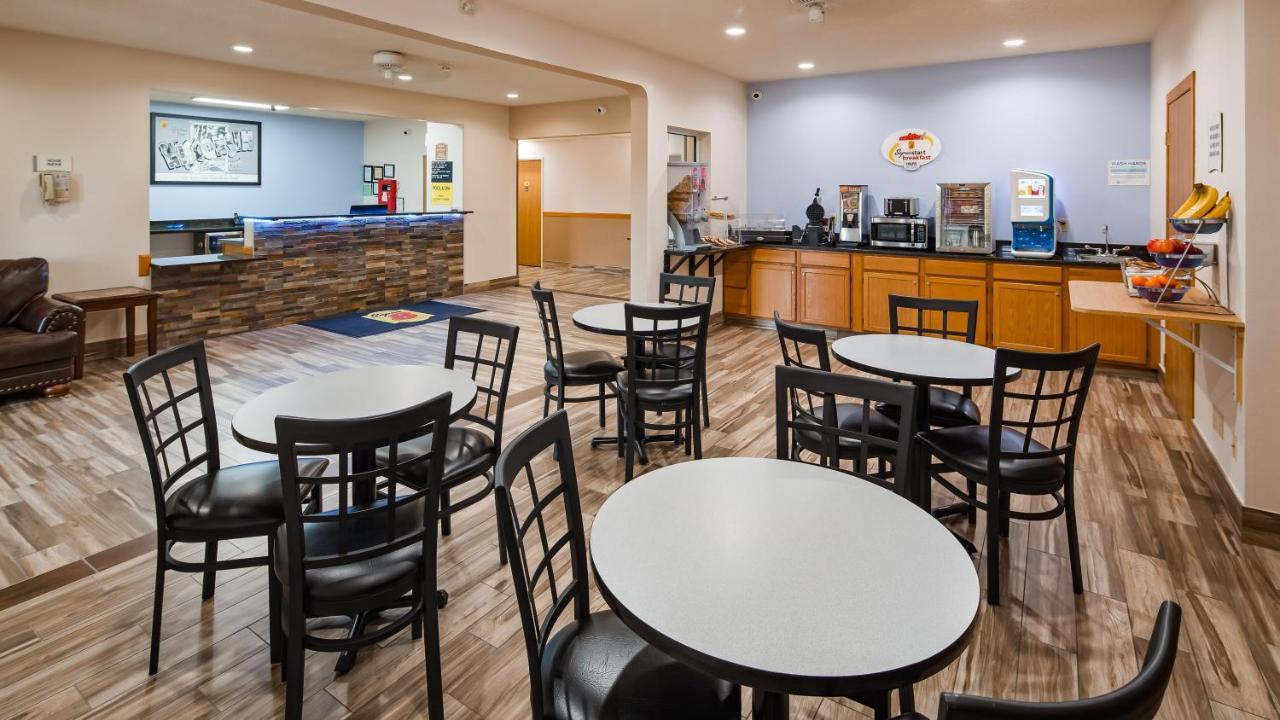 Super 8 by Wyndham Neillsville WI Eksteriør bilde