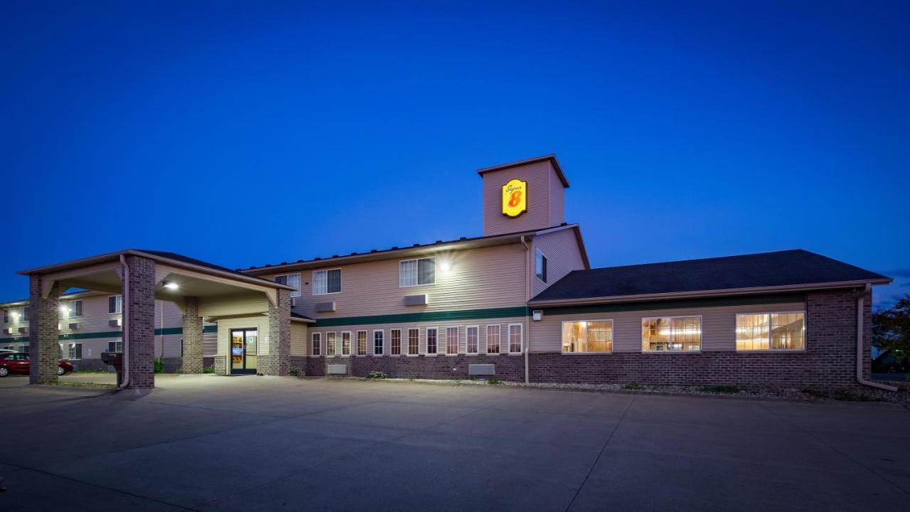 Super 8 by Wyndham Neillsville WI Eksteriør bilde