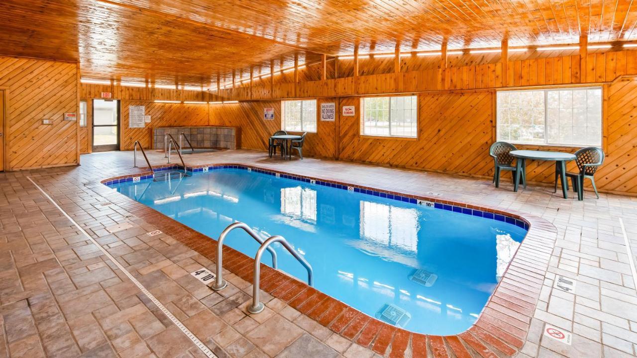Super 8 by Wyndham Neillsville WI Eksteriør bilde