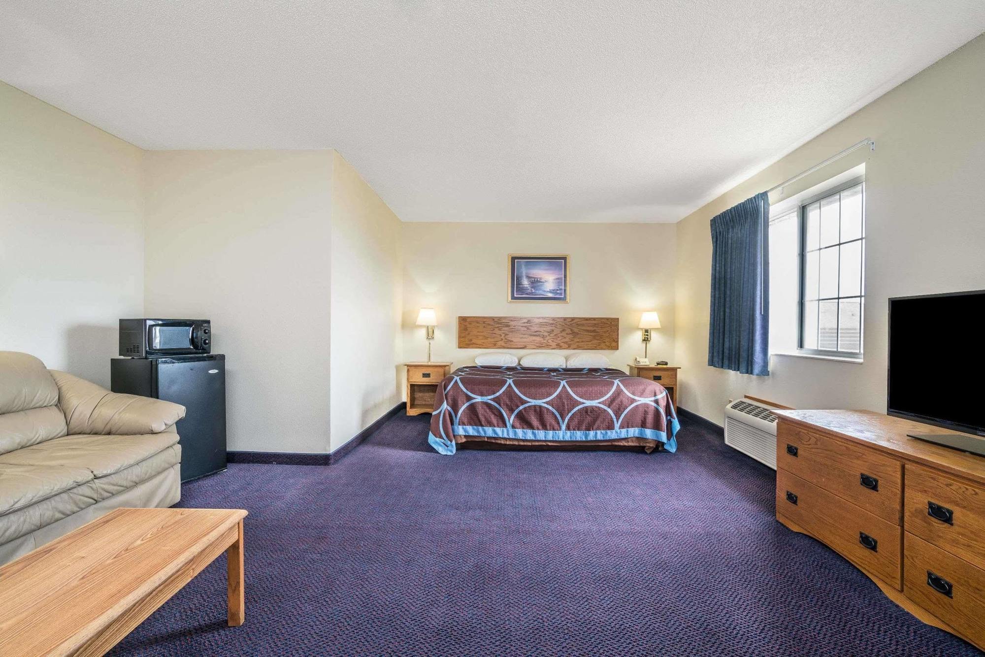 Super 8 by Wyndham Neillsville WI Eksteriør bilde